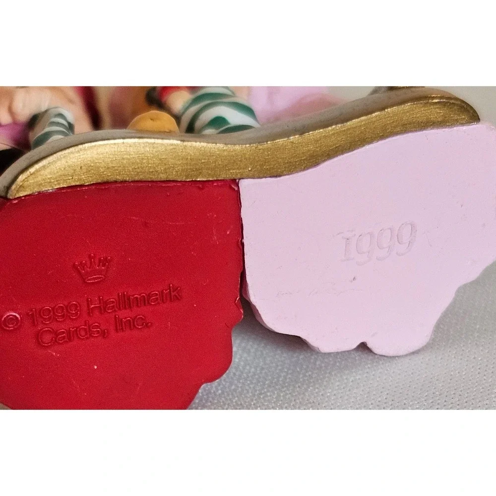 Hallmark vtg ornament